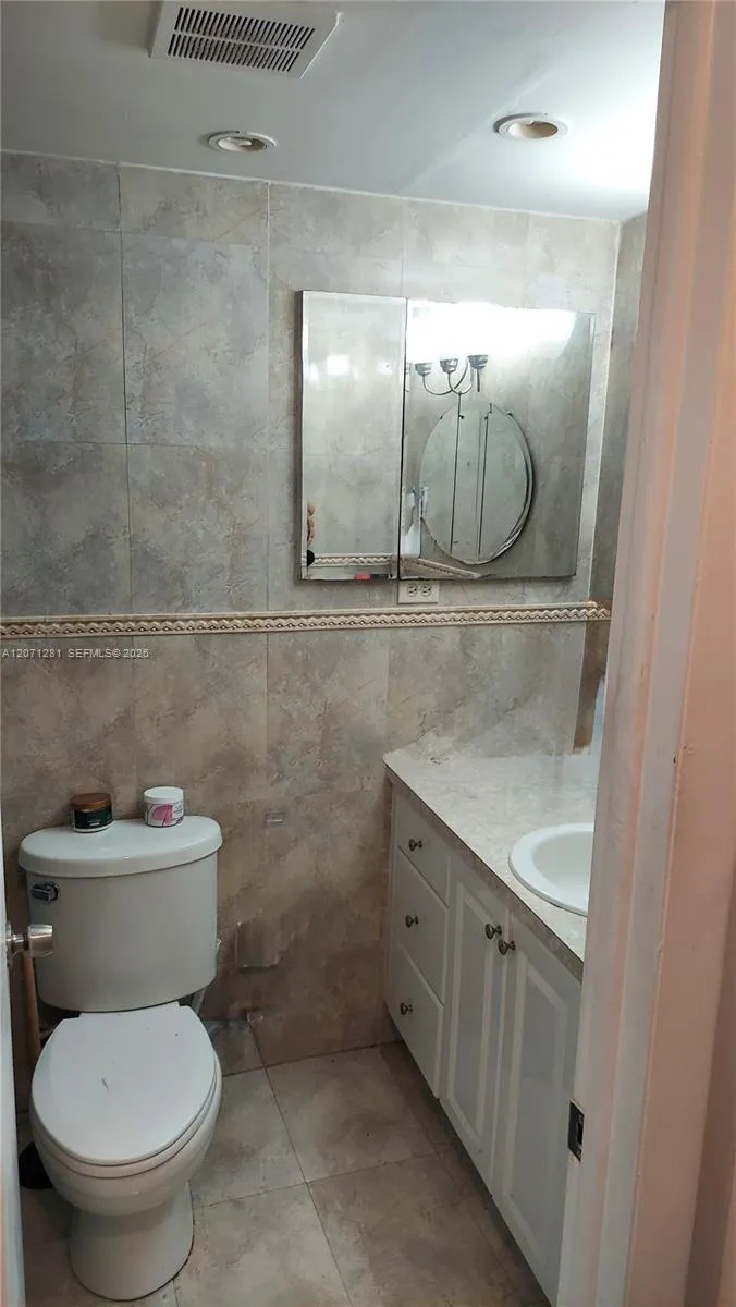 900 SW 84th Ave #301E Miami, FL 33144