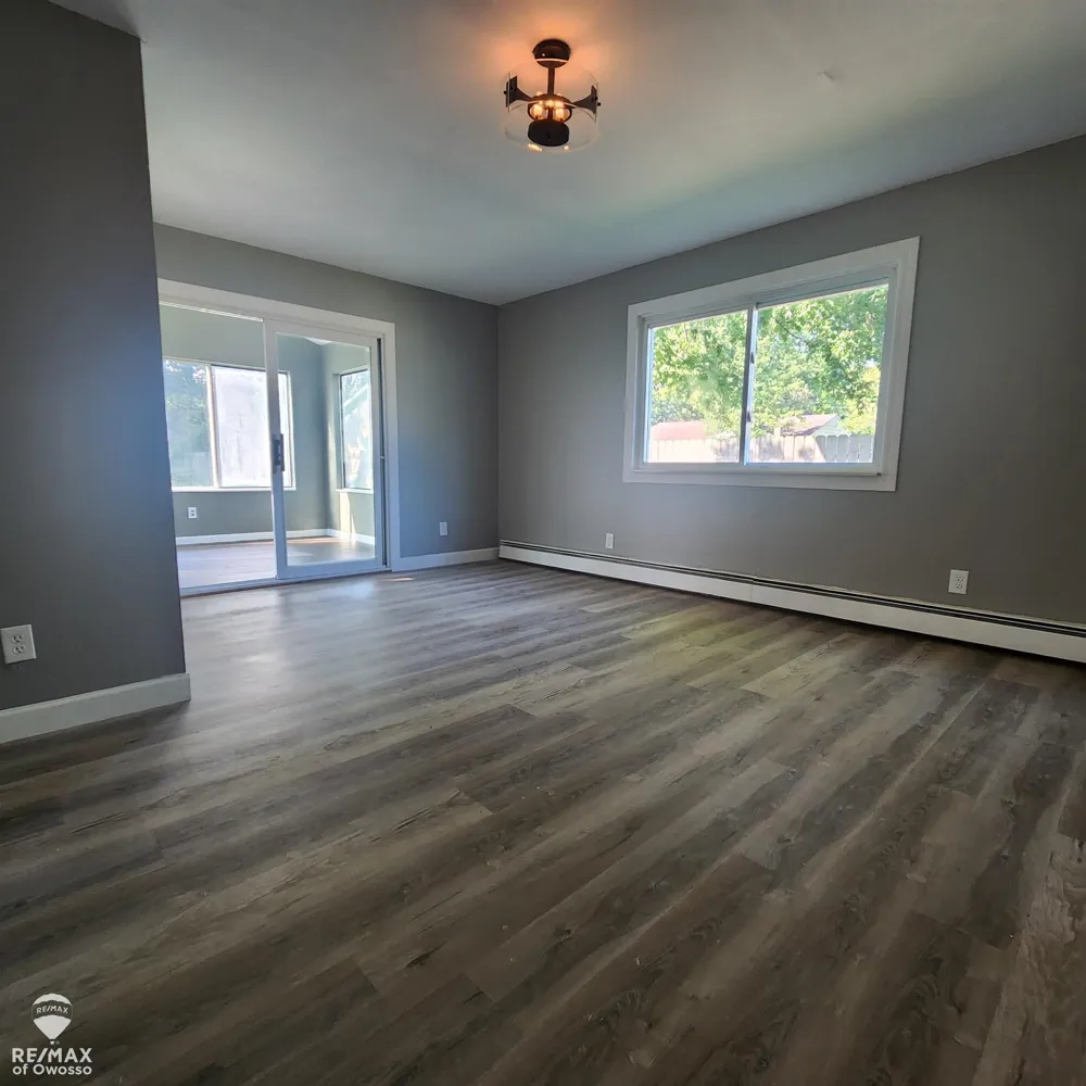 129 W Walnut Street St Charles Village, MI 48655