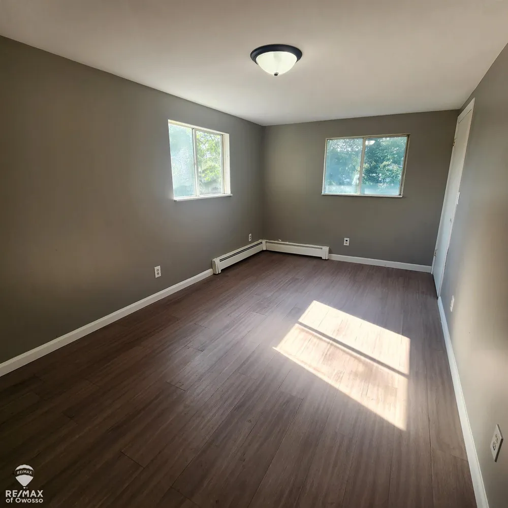 129 W Walnut Street St Charles Village, MI 48655