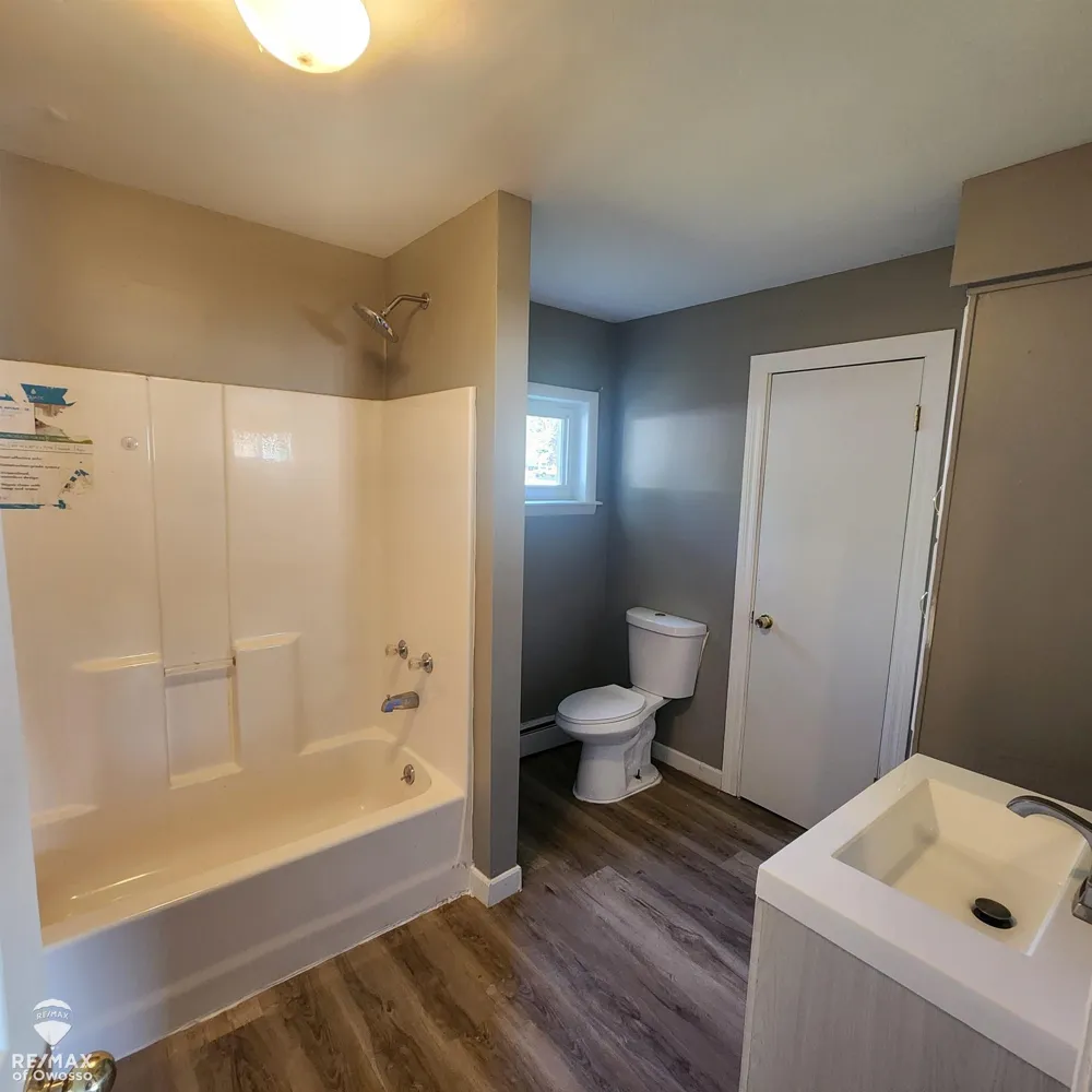 129 W Walnut Street St Charles Village, MI 48655