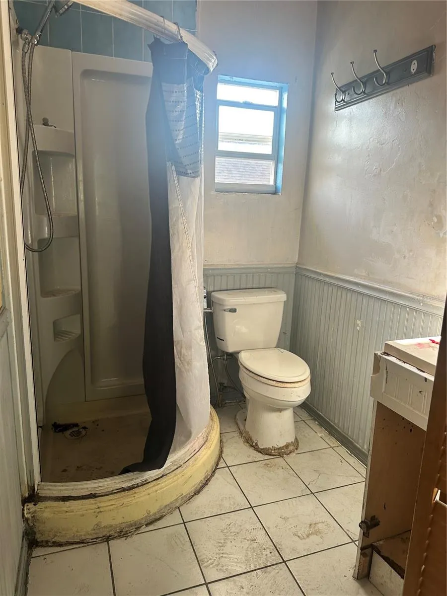 212 AVENUE F SE Winter Haven, FL 33880