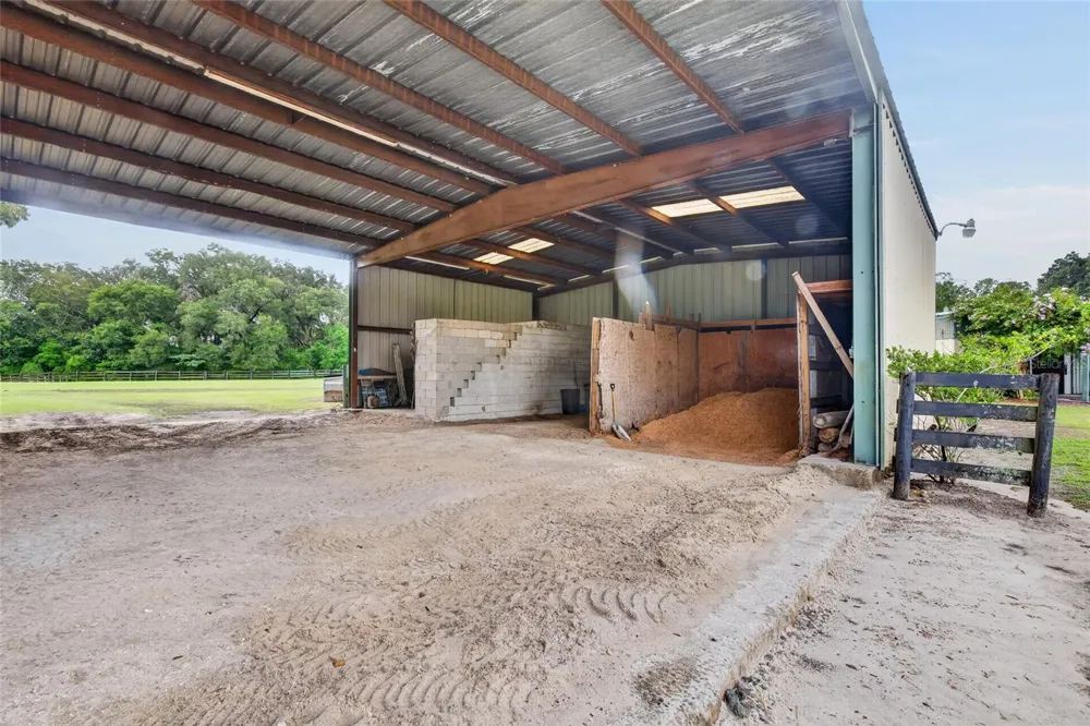 16525 SW 5TH PLACE Newberry, FL 32669