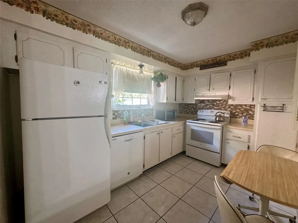 4115 34TH WAY S #194 St Petersburg, FL 33711