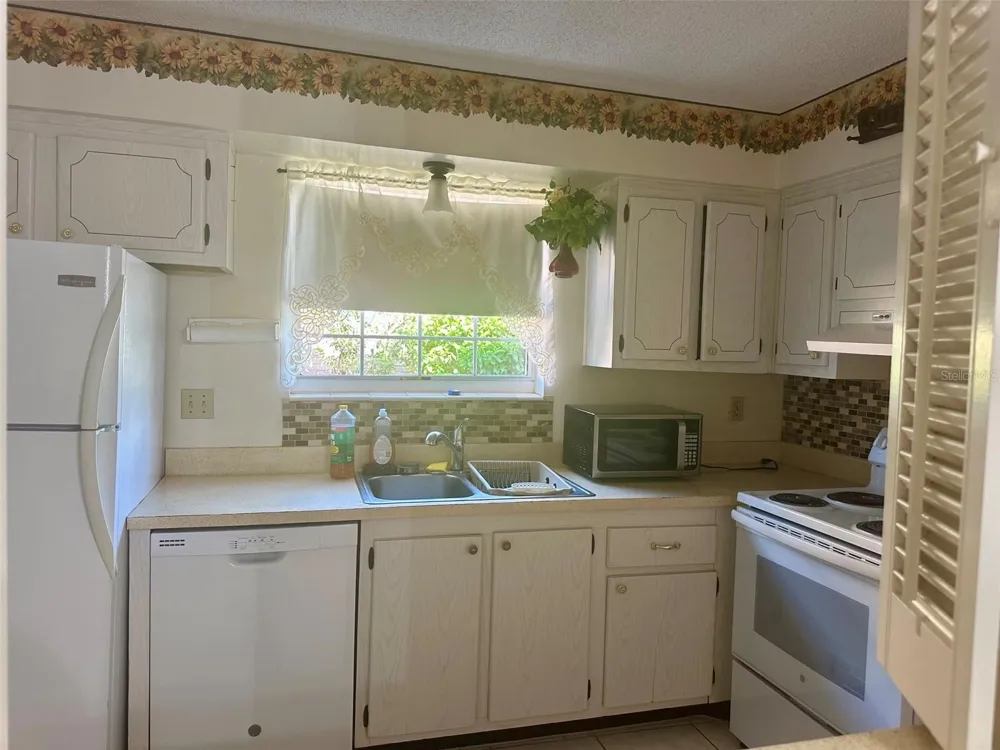 4115 34TH WAY S #194 St Petersburg, FL 33711
