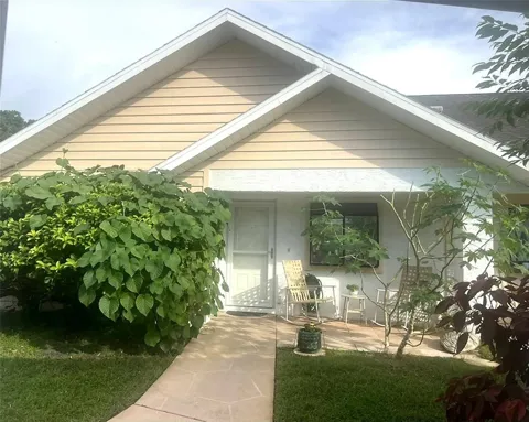 10706 LAQUINTA DRIVE