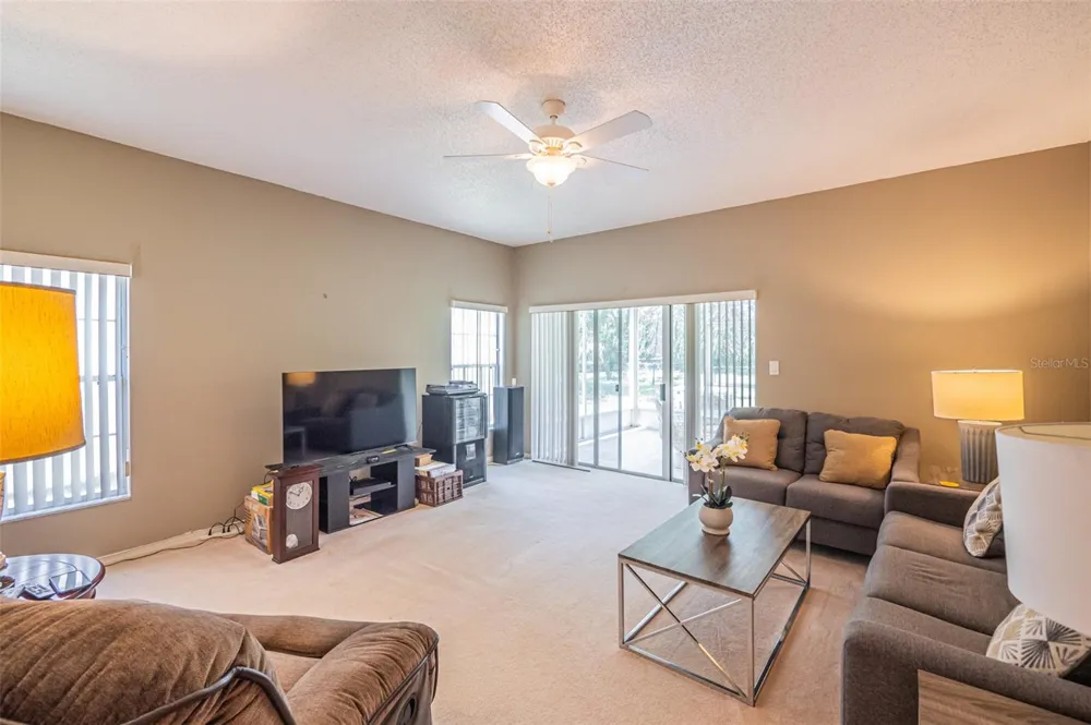 11624 PEACH GROVE LANE Orlando, FL 32821