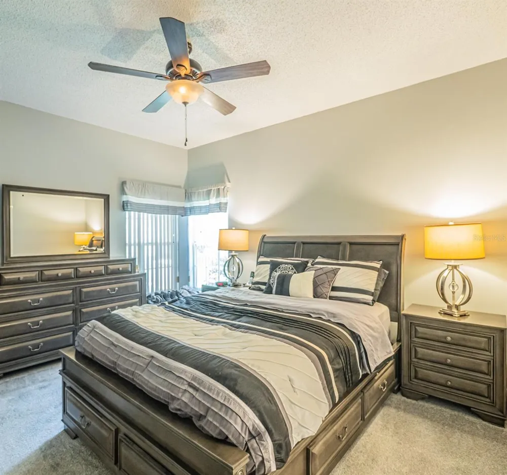 11624 PEACH GROVE LANE Orlando, FL 32821