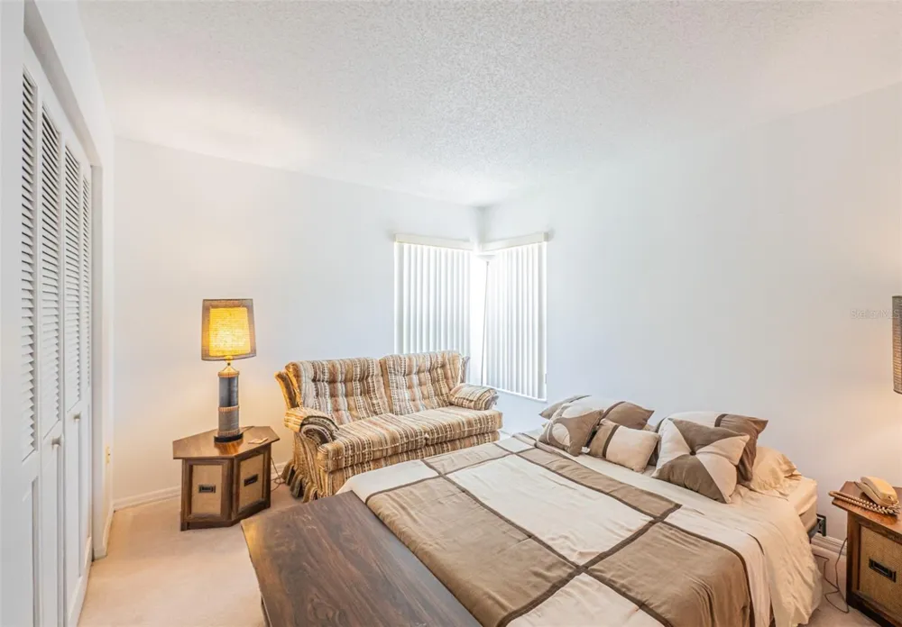 11624 PEACH GROVE LANE Orlando, FL 32821