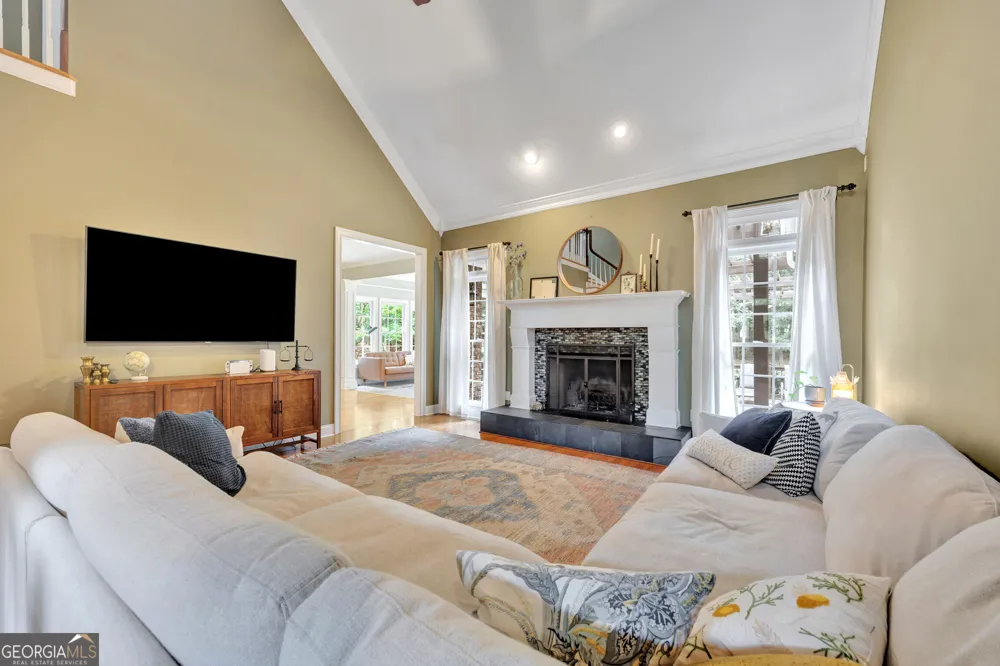 195 River Cove MDWS Social Circle, GA 30025