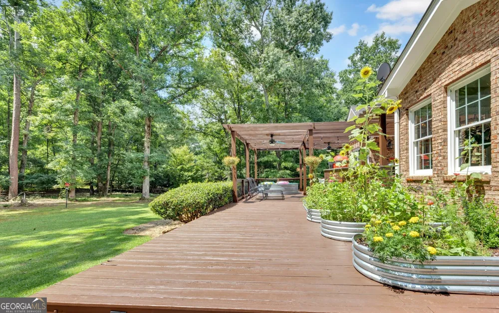 195 River Cove MDWS Social Circle, GA 30025
