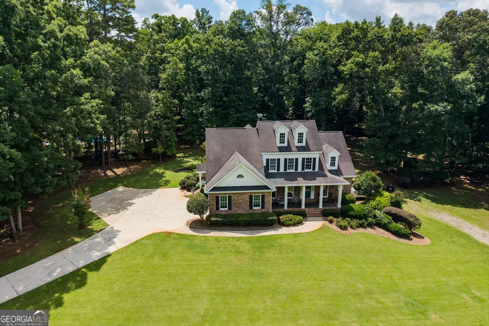 195 River Cove MDWS Social Circle, GA 30025