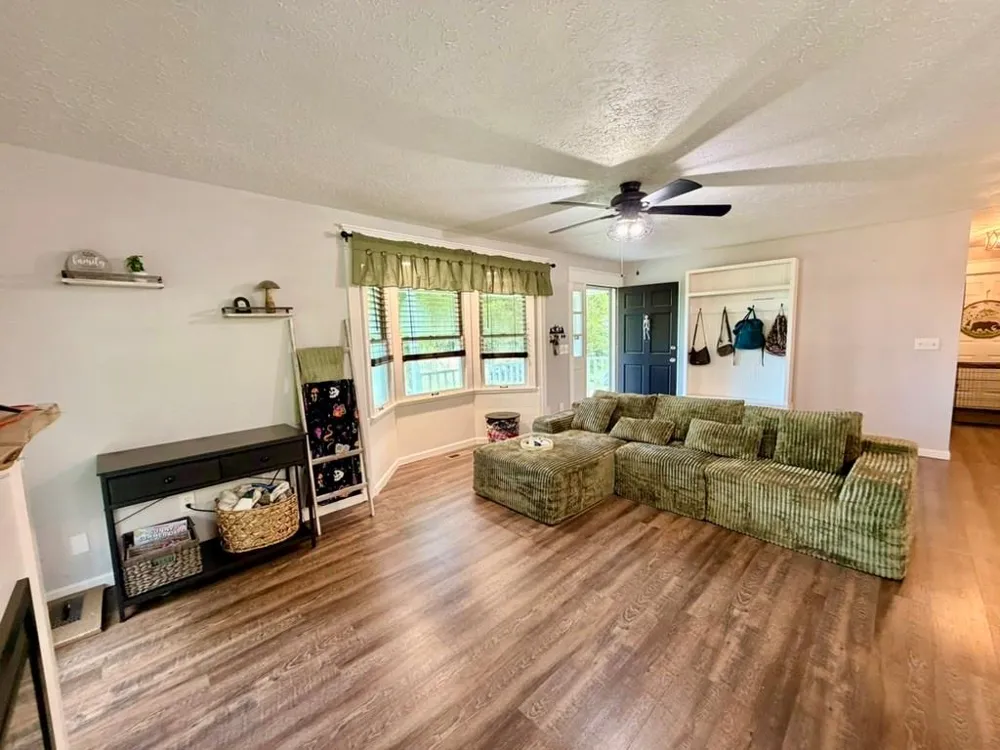 4886 Buchanan Highway Buchanan, GA 30113