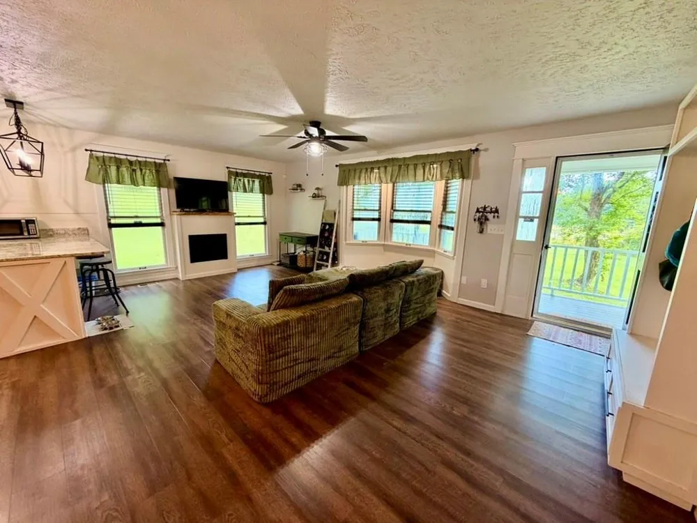 4886 Buchanan Highway Buchanan, GA 30113