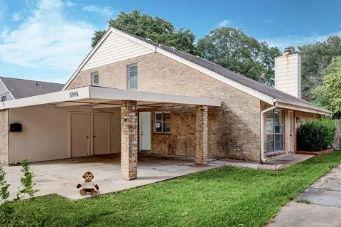 5906 Golden Forest Drive