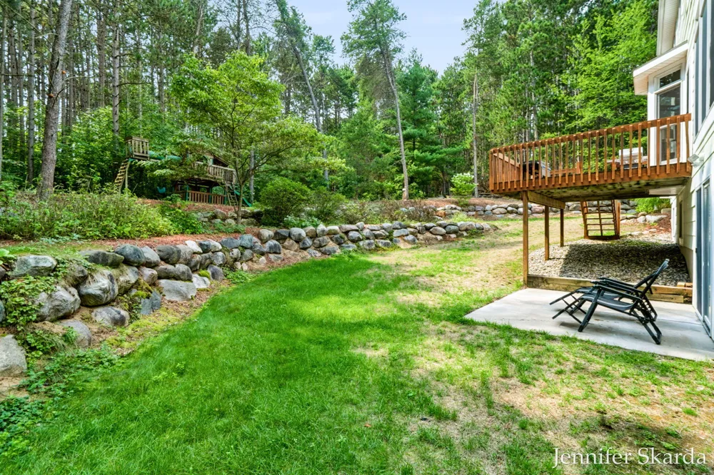 4530 Summit Forest Drive NE #14 Rockford, MI 49341