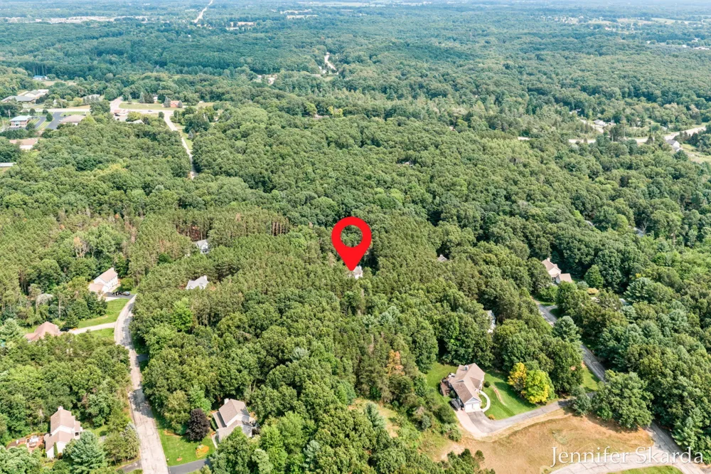 4530 Summit Forest Drive NE #14 Rockford, MI 49341