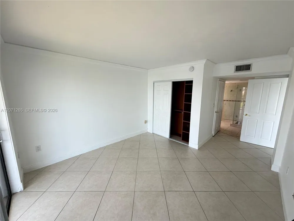 1350 SW 122nd Ave #404 Miami, FL 33184