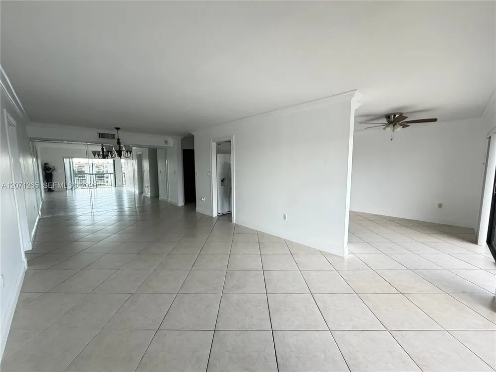 1350 SW 122nd Ave #404 Miami, FL 33184
