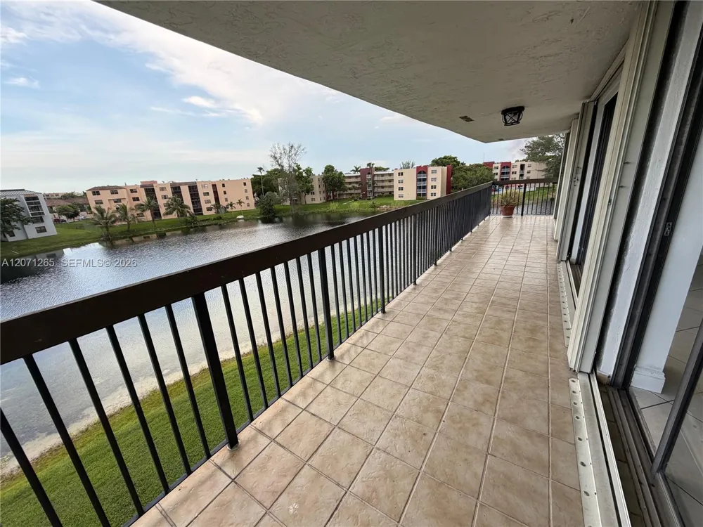 1350 SW 122nd Ave #404 Miami, FL 33184