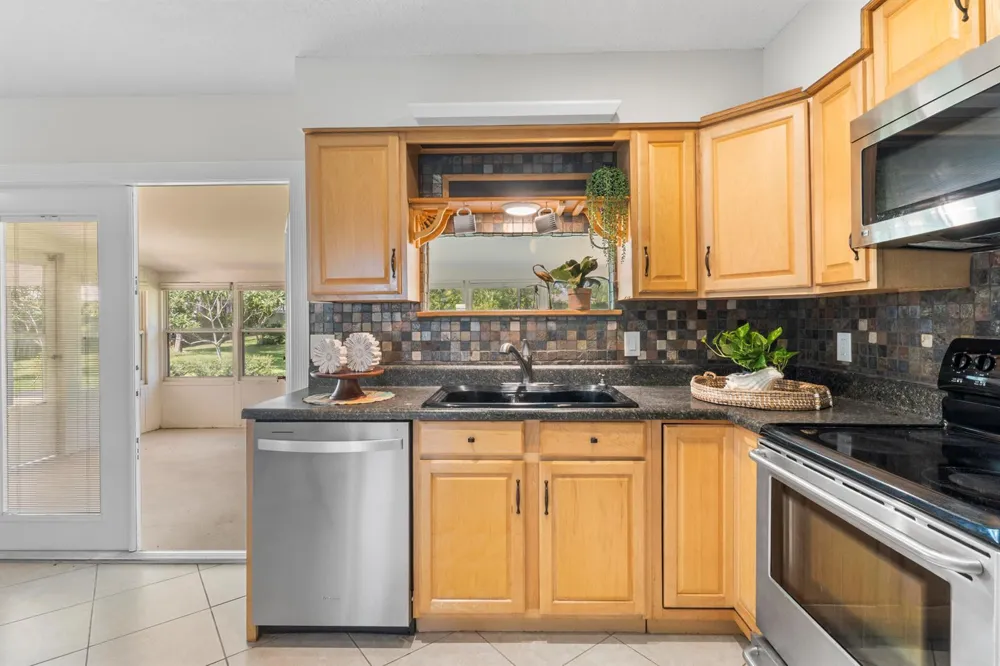 874 BLOSSOM DRIVE Sebastian, FL 32958