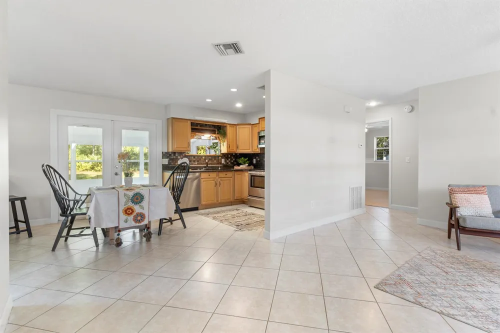 874 BLOSSOM DRIVE Sebastian, FL 32958
