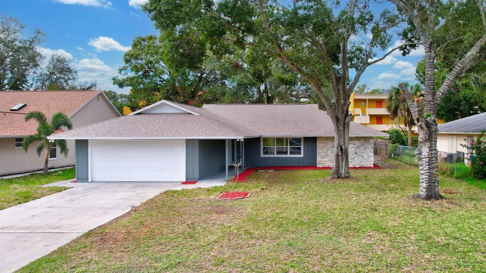 1825 39th Avenue Vero Beach, FL 32960