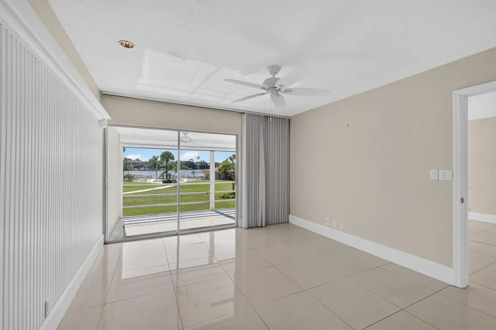 478 Tequesta Drive #204 Tequesta, FL 33469