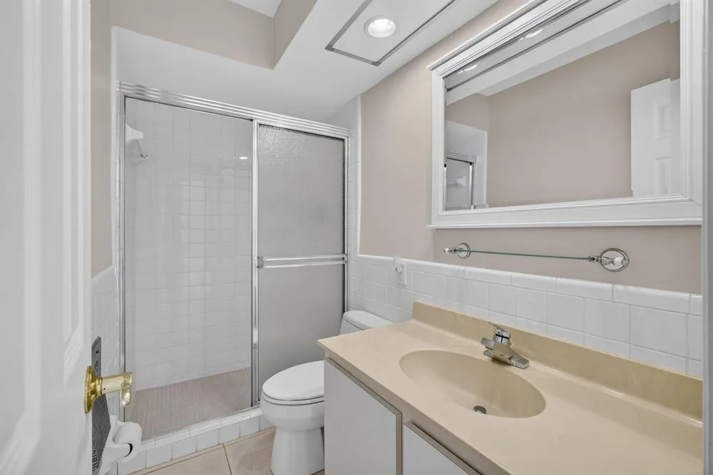 478 Tequesta Drive #204 Tequesta, FL 33469