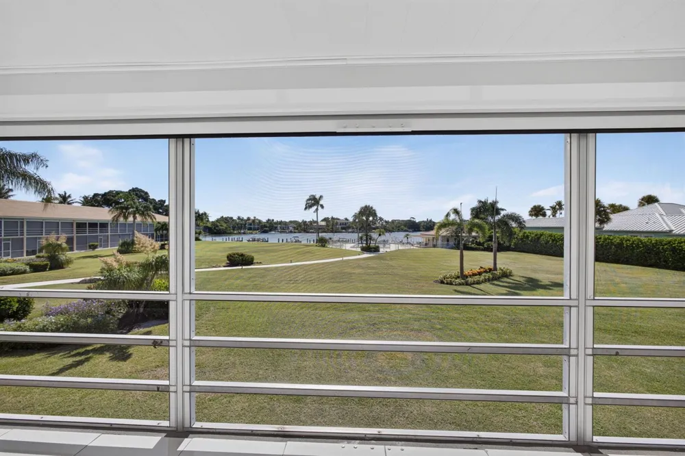 478 Tequesta Drive #204 Tequesta, FL 33469