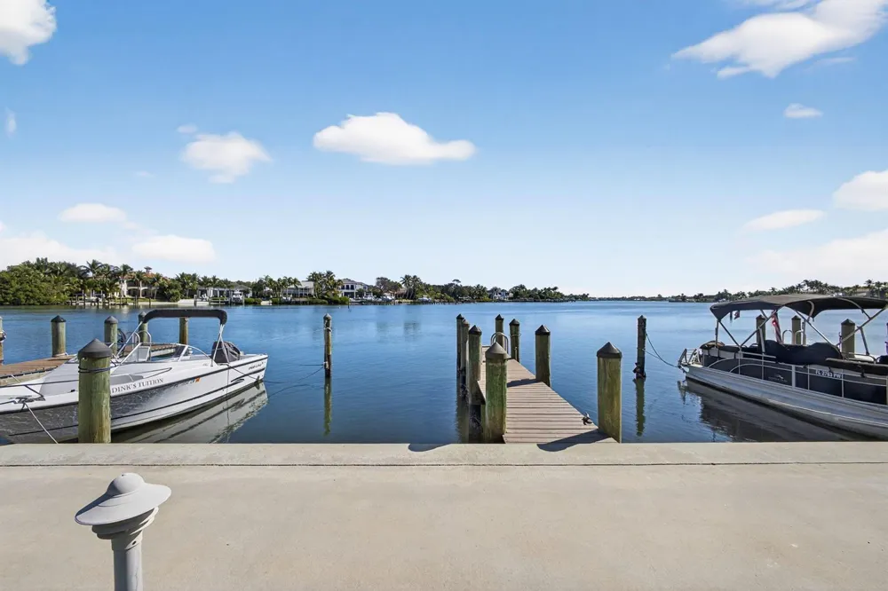 478 Tequesta Drive #204 Tequesta, FL 33469
