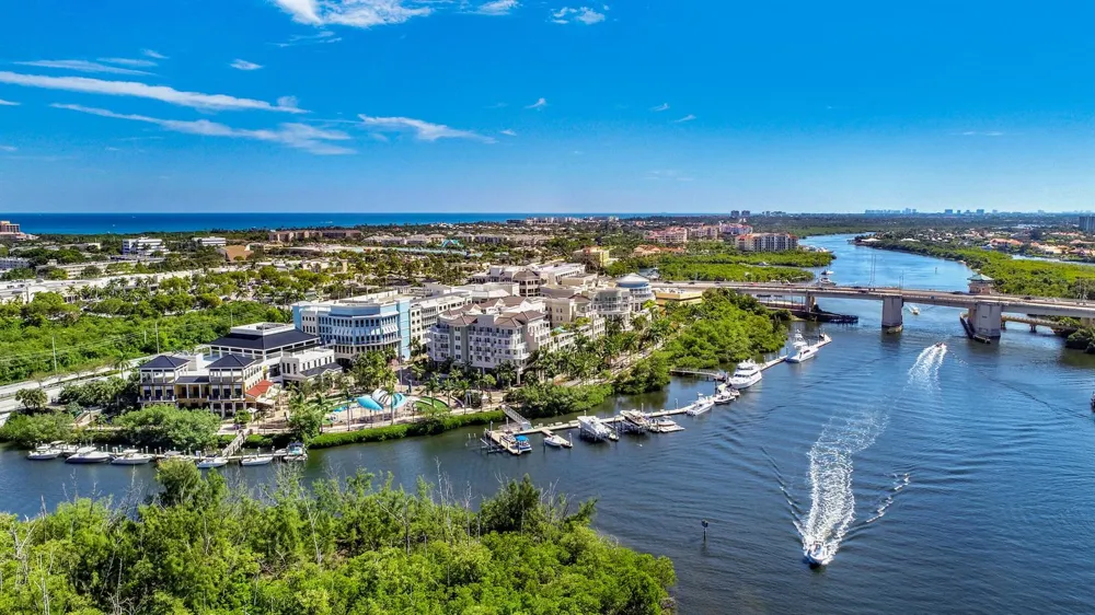 478 Tequesta Drive #204 Tequesta, FL 33469