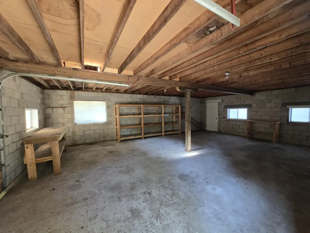 6809 Centerline Road Merrill Township, MI 49349