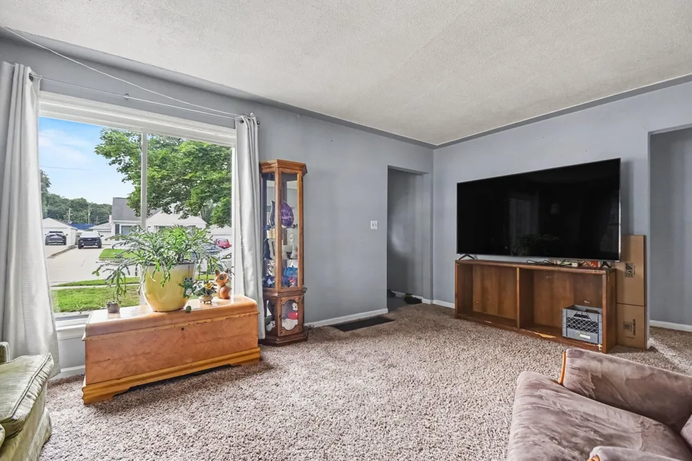 3658 Badger Avenue SW Wyoming City, MI 49509