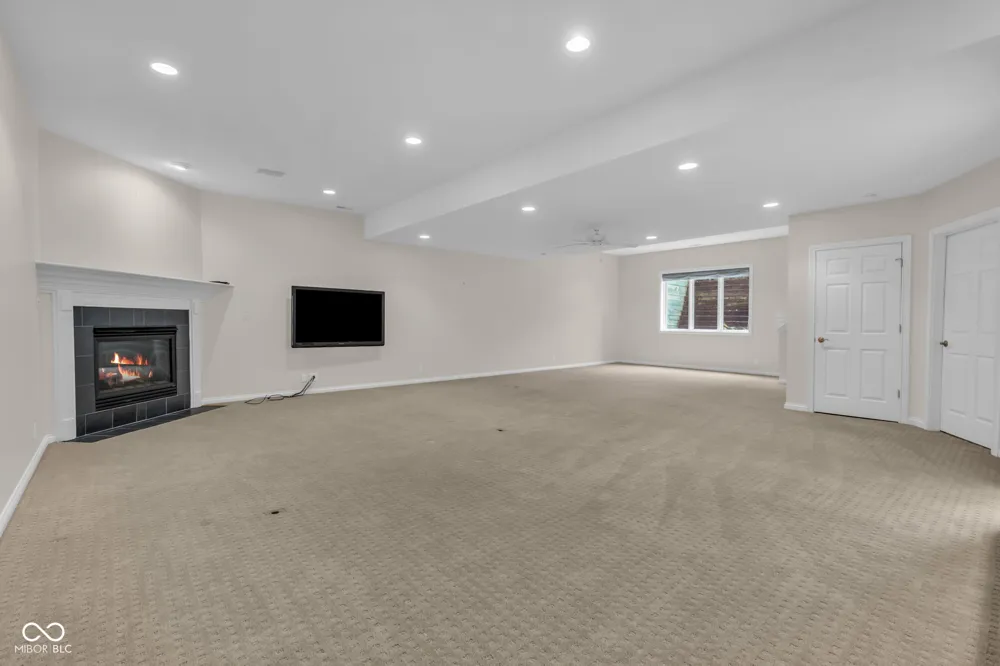 12756 Stanwich Place Carmel, IN 46033