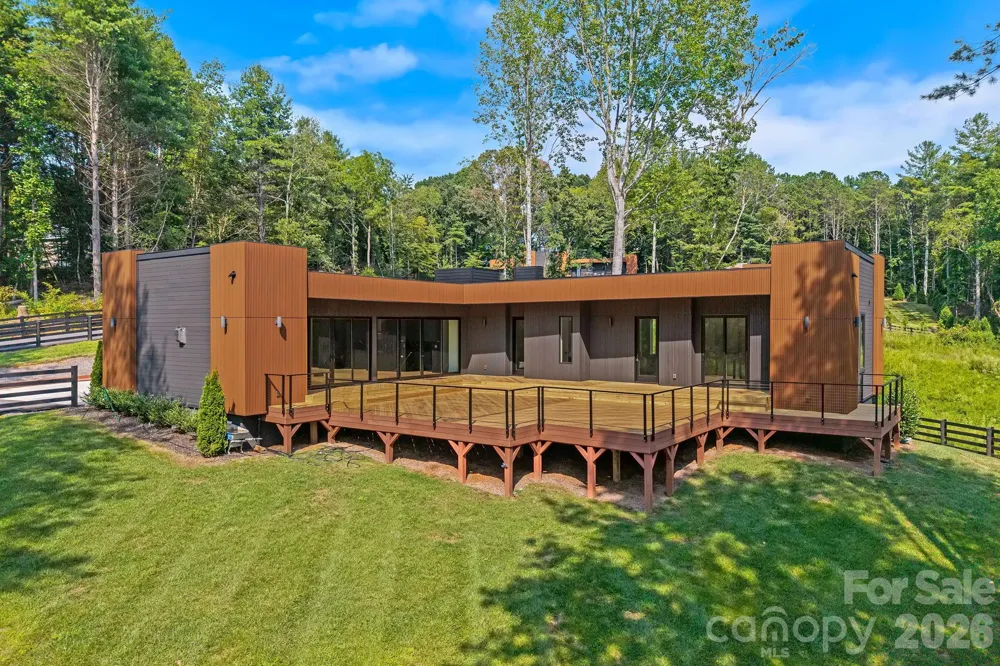 78 Manchester Way Mills River, NC 28759