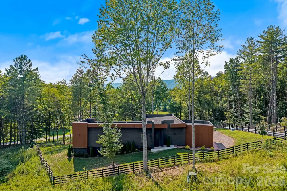78 Manchester Way Mills River, NC 28759