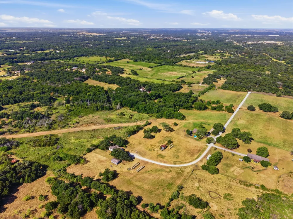 1149 County Road 426 Cleburne, TX 76031