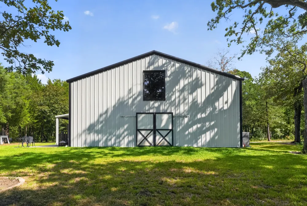 735 County Road 3211 Wills Point, TX 75169