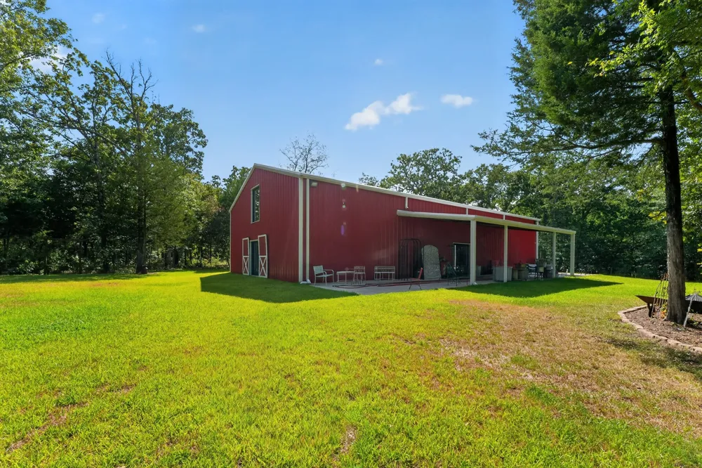 735 County Road 3211 Wills Point, TX 75169