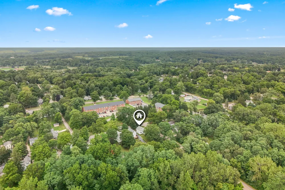 48 Marion Street Hillsdale, MI 49242