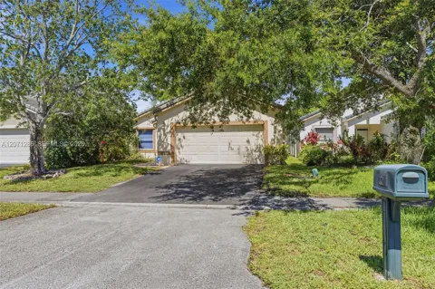 3211 NW 123 Ave