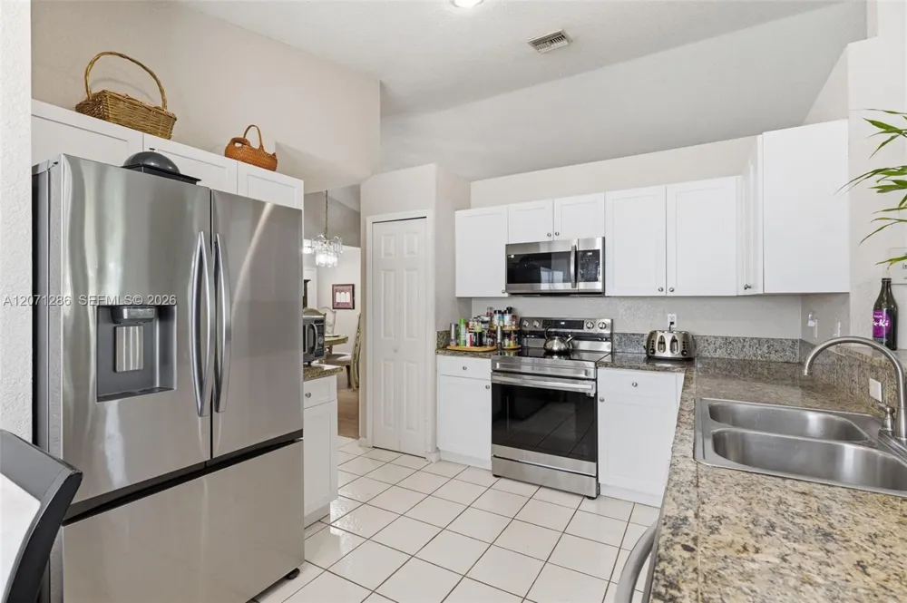 3211 NW 123 Ave Coral Springs, FL 33065