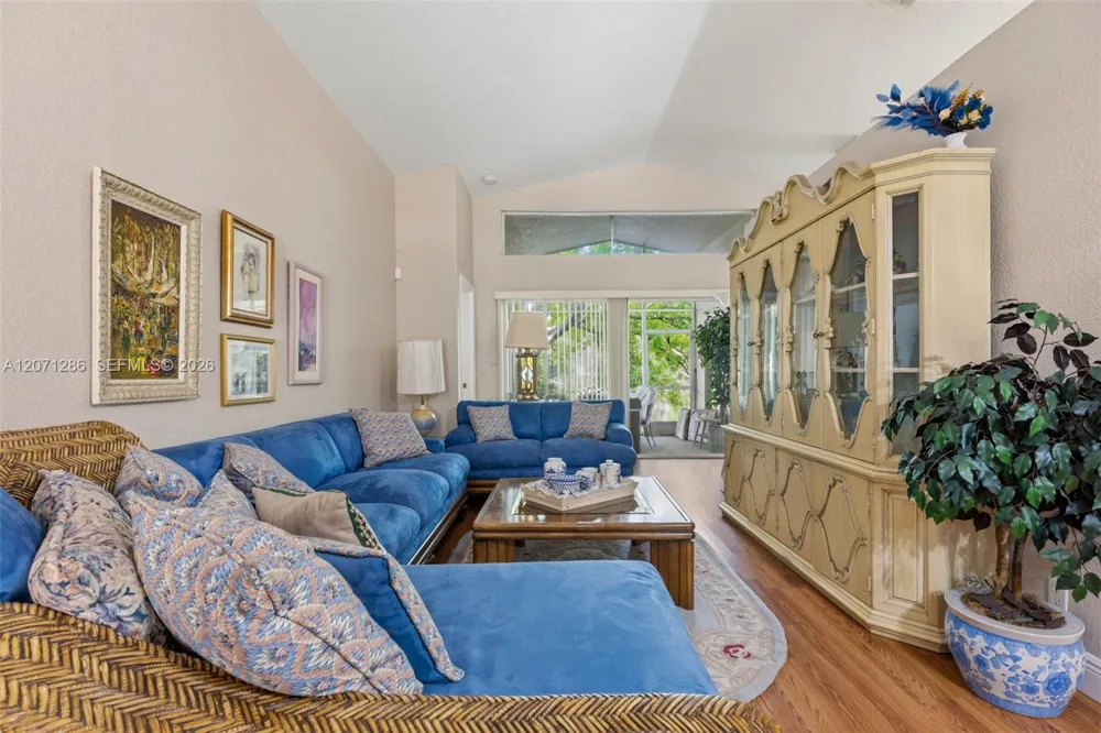 3211 NW 123 Ave Coral Springs, FL 33065