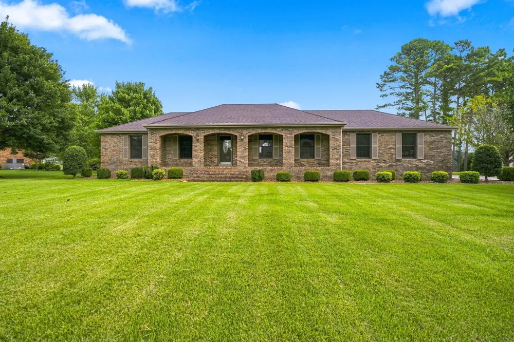 287 Shasteen Bend Dr Winchester, TN 37398