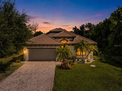284 ALBATROSS ROAD