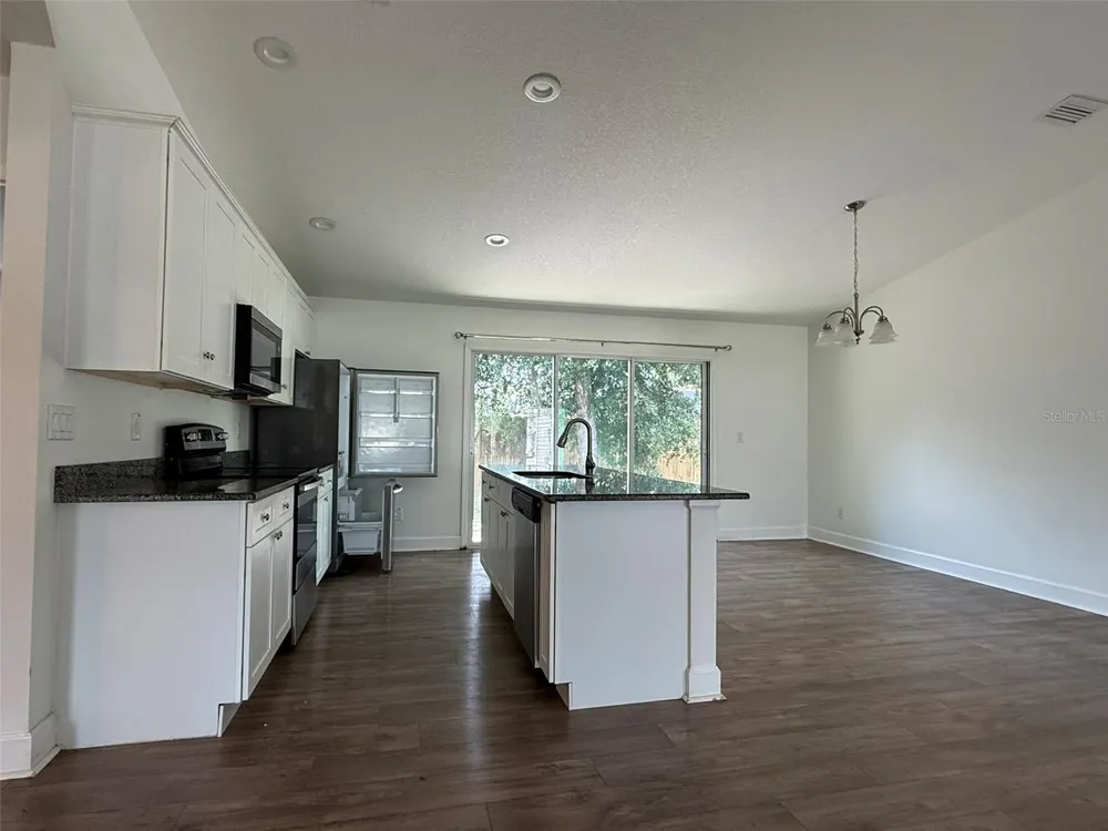 13128 NE 7TH LOOP Silver Springs, FL 34488