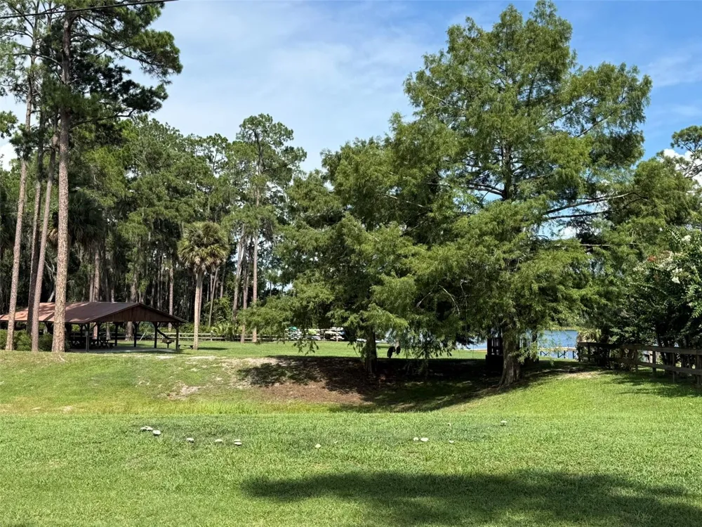 13128 NE 7TH LOOP Silver Springs, FL 34488