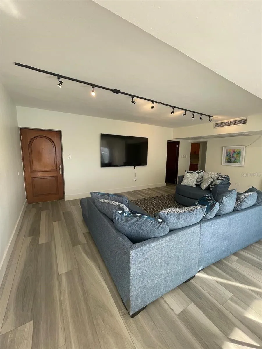 20 DELCASSE STREET #3 San Juan, PR 00907