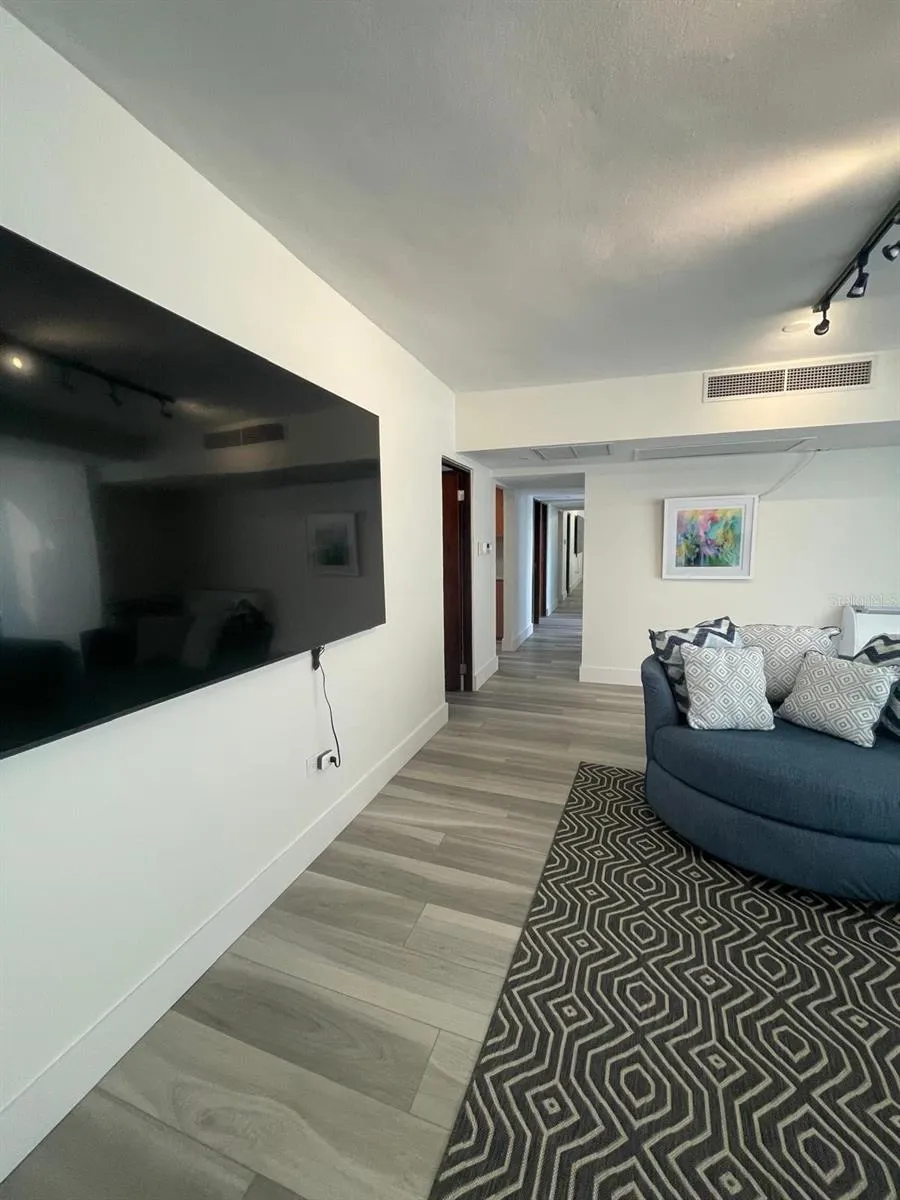 20 DELCASSE STREET #3 San Juan, PR 00907