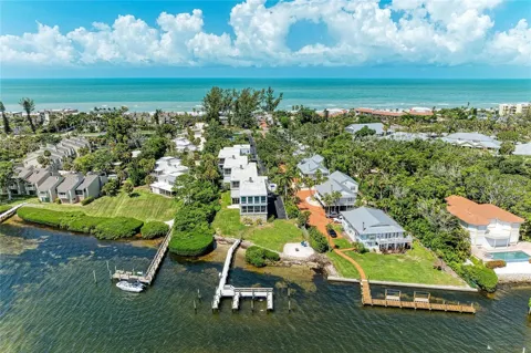 5320 GULF OF MEXICO DRIVE #204